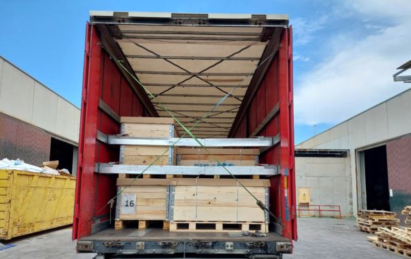 Erstklassige-Logistiklösungen-Sicherer-und-zuverlässiger-Versand-von-Frankreich-nach-Spanien Cevas Logistic .jpg